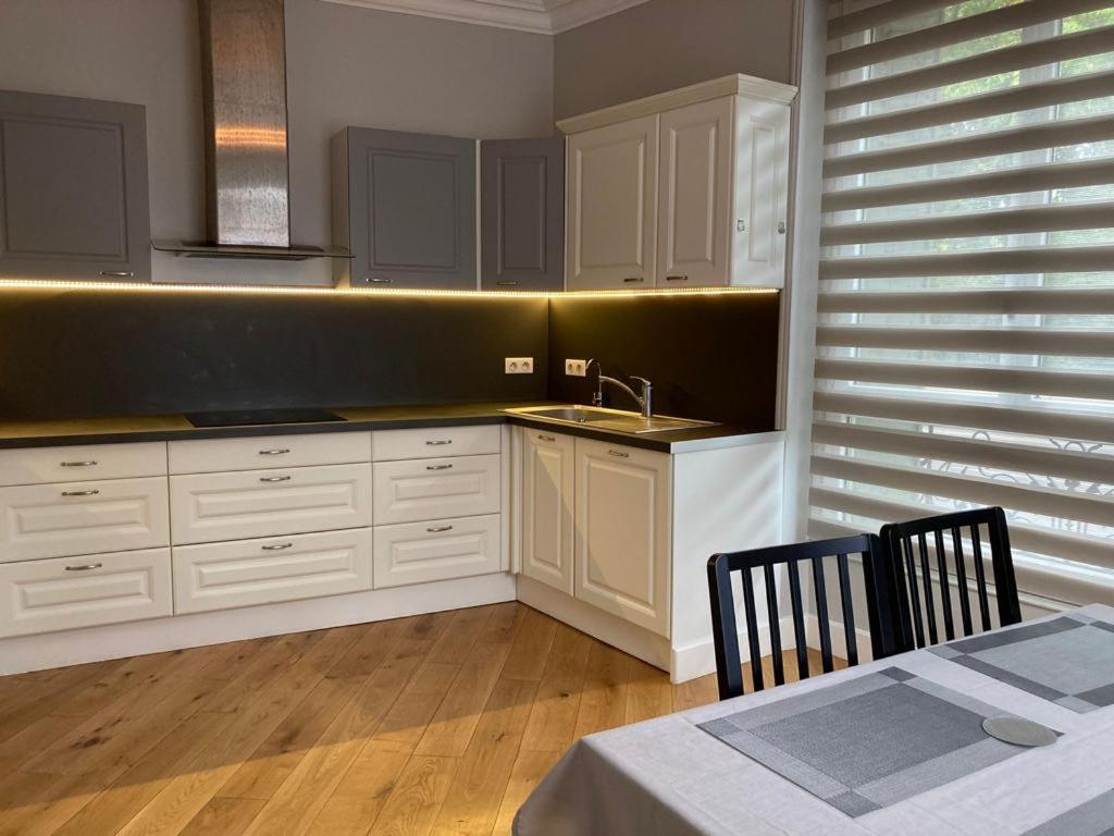 Apartmán Belle Maison De 5 Pieces Sceaux  Exteriér fotografie